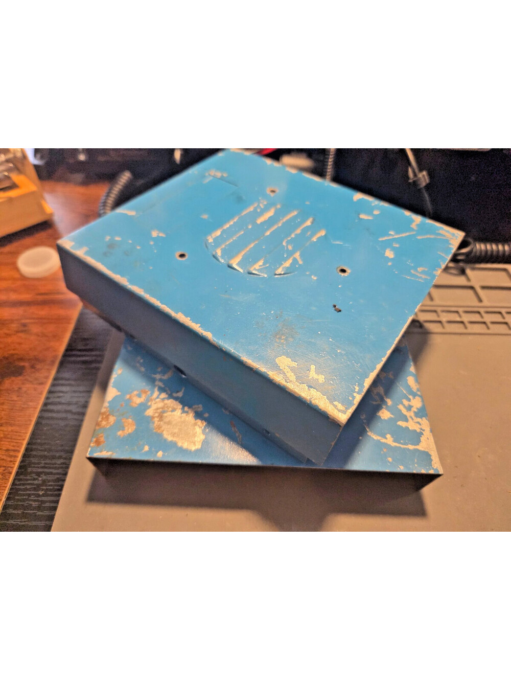 THEY NEED SOME HELP: TOP/BOTTOM COVERS FOR ROSS (NO MODEL #) MOBILE CB RADIO
